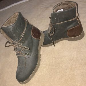 North face hiking boots